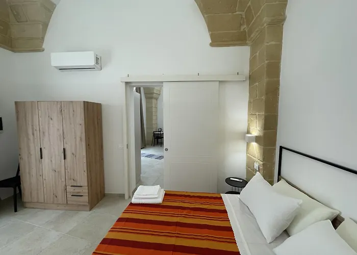 Casa Sant'ippolito * לצ'ה